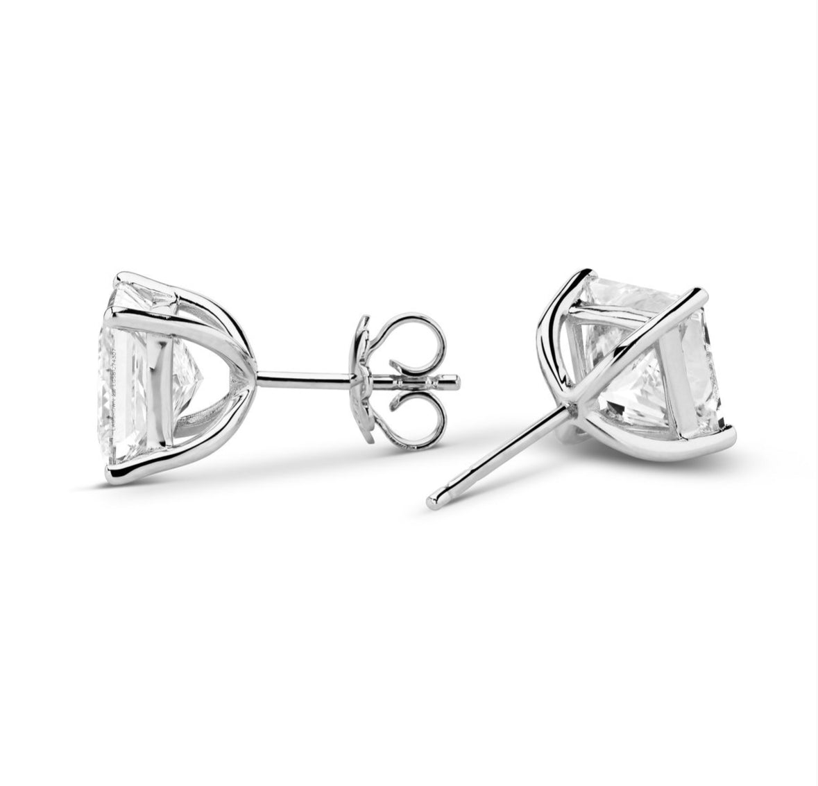 Solitaire Prinsess cut earrings