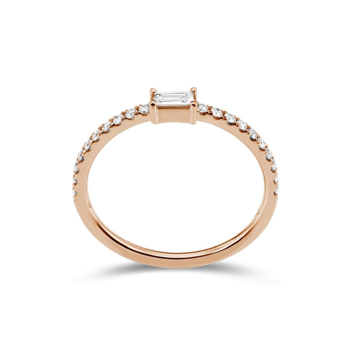 EMERALD CUT DIAMOND RING WITH PAVÉ BAND