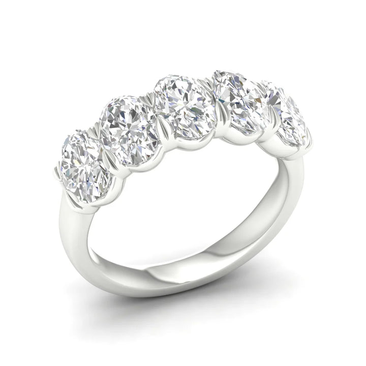 OVAL FIVE STONE ANNIVERSARY BAND